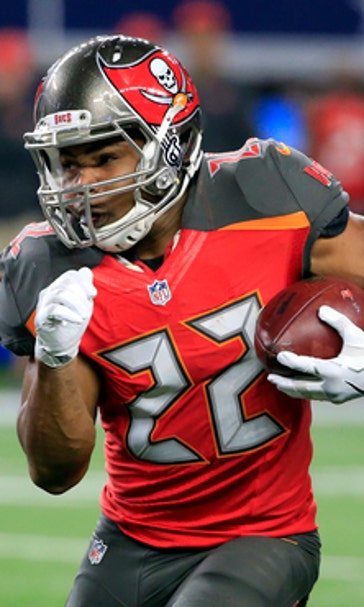 Bucs RB Martin suspended, entering drug treatment facility